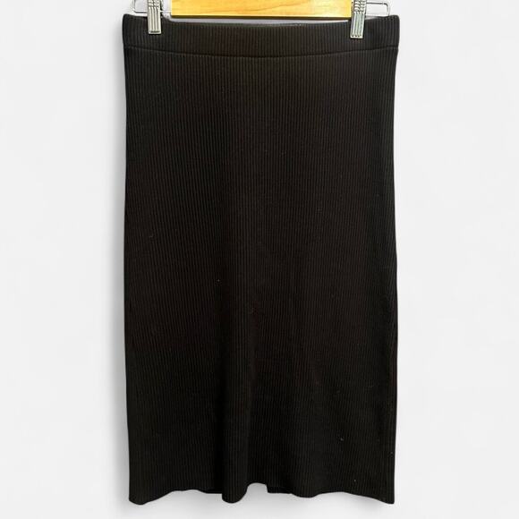 Vince Black Ribbed Knit Pencil Skirt With Back Slit Classic Minimalist Small - Picture 2 of 16
